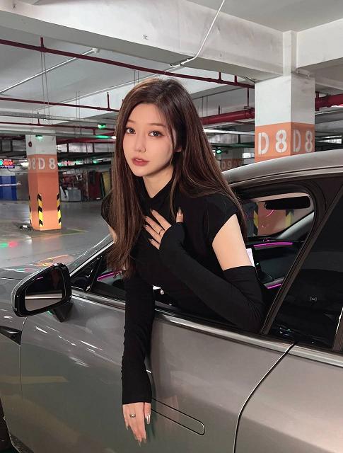 小泽玛利亚大战黑人