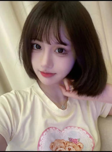 边摸边吃奶边做很爽视频免费