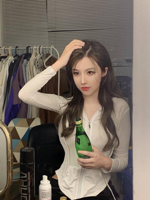 黑皮辣妹第二季