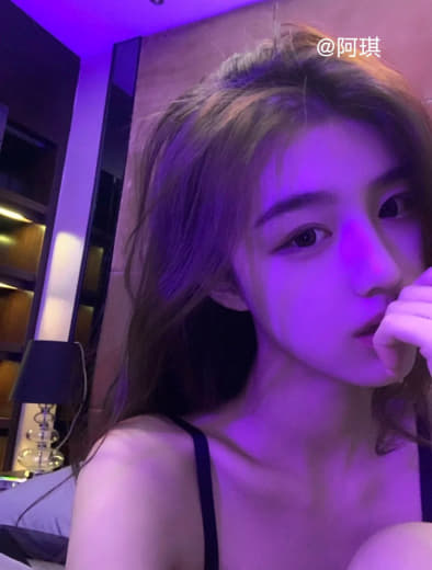 精灵宝可梦玩瑟蕾娜肉身