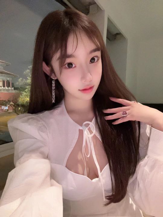 亚洲天天