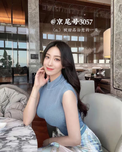 无人飞机上云层视频高清在线观看完整